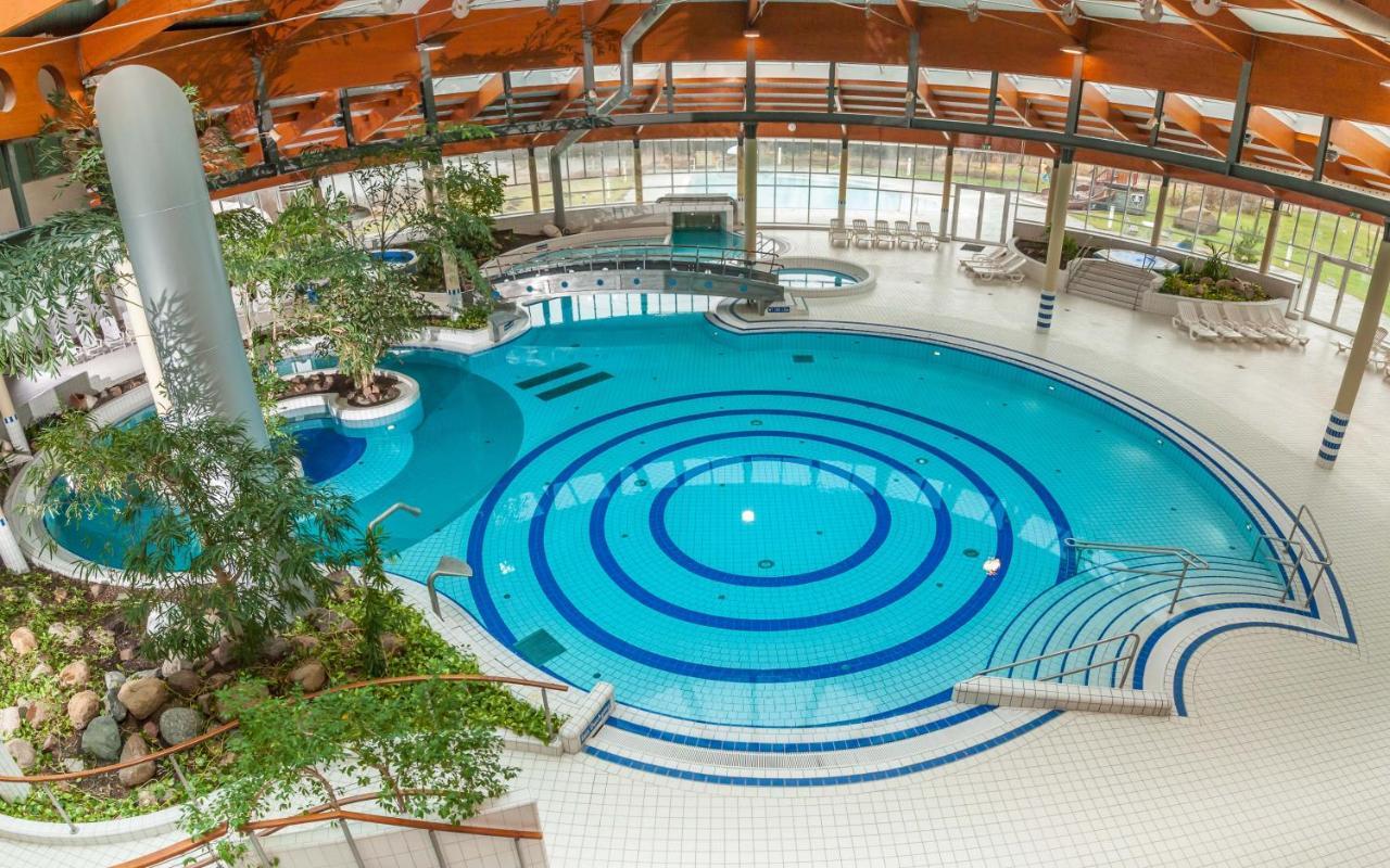 Traumblick Und Komfort - Lichtdurchflutete 85 Qm Wohnung Nahe Suedstrand Goehren Inklusive Schwimmbad Und Sauna Im Ahoi Sellin Eksteriør billede